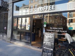 Outside at Wally's Coffee in Lille