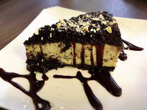 vegan cheese cake at Tofunia in Taipei