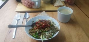 Kleine Bowl und Kaffee at Ek Bic Ye Ic in Istanbul