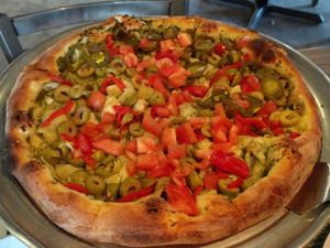 pesto pizza at Gourmet Pizza Company in Tampa