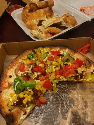 Huli Vegan, corn and broccoli added at Gourmet Pizza Company in Tampa