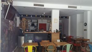 Interior at Slice Pizza in Lausanne