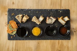 Raw vegan cheese selection

Served with raw crackers and jams at Solo Crudo - Prati in Rome