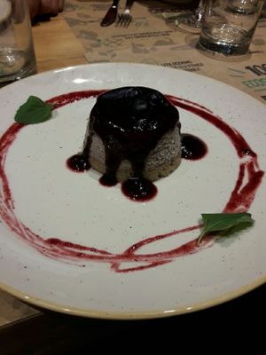 blueberry cheesecake at Solo Crudo - Prati in Rome