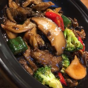 轻炖珍味 mushroom veg pot at Ru if Vegan in Shanghai