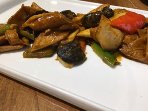 马来咖喱豆笋 malay curry at Ru if Vegan in Shanghai
