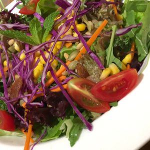 彩虹能量沙拉 rainbow salad at Ru if Vegan in Shanghai