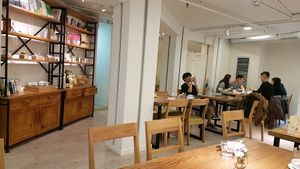 La salle  at Ru if Vegan in Shanghai