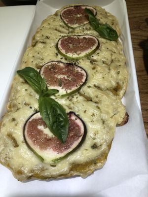 Flatbread with pumpkin cheese and figs at Ru if Vegan in Shanghai