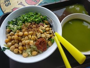 Lei Cha /Thunder Tea Rice (with added chickpeas) at Wan Yuan 萬緣齋 - Tagore in Northeast Singapore