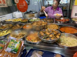 Opens from 6am  at Wan Yuan 萬緣齋 - Tagore in Northeast Singapore