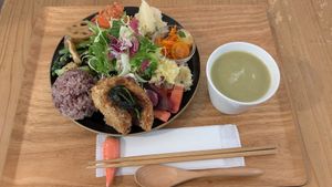  at Guruatsu in Tokyo