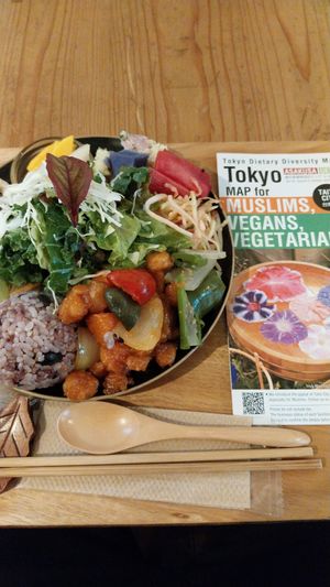 Vegan meal at Guruatsu in Tokyo