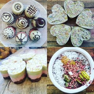 Raw cakes and amazing muesli bowls  at RawAttitude in Malaga