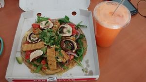 Believe it or not, I ordered a wrap sandwich but got this at RawAttitude in Malaga