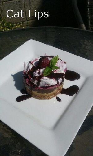 Cat Lips at Stephan's 5 Elements Kitchen in Portlaoise