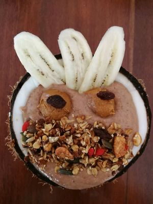 breakfast bowl at Vibe Cafe in Siem Reap