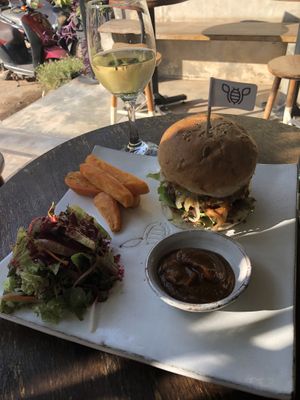 Vegan Burger at Vibe Cafe in Siem Reap