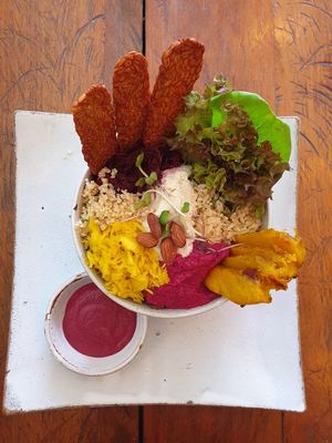 Breakfast bowl at Vibe Cafe in Siem Reap