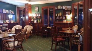 Dining area at The Green Lion Pub in Rozelle
