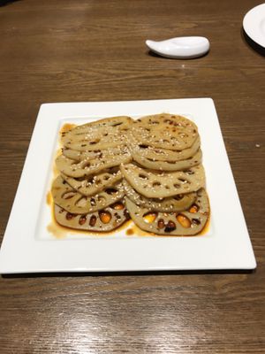 Lotus root at Vegelife in Guangzhou
