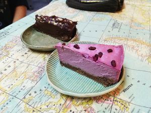 pomegranate, strawberry & mint cake at Urban Orchard in Madrid