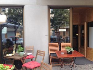 Und Draussen kann man auch sitzen. at Ima Blumenthal in Berlin