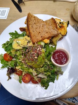 GARDENER’S CROQUE at Le Pain Quotidien - Simon Stevinplein in Bruges