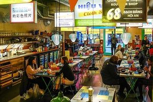 East Street at Tampopo in West London