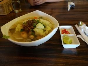 Chinese noodle soup at Master Ruma Happy Golden Age in Phnom Penh