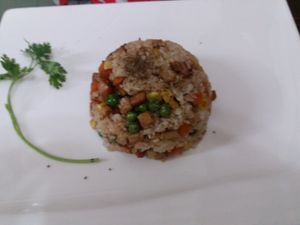 Veg fried rice at Master Ruma Happy Golden Age in Phnom Penh