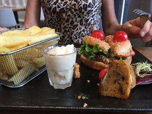 Burger and seitan at La Petite Cuillère in Nancy