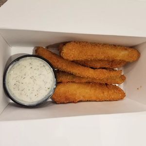 Vegan fried pickles at Melt Bar & Grilled - Worth Ave in Columbus