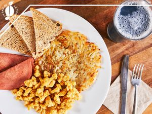 Breakfast at La Raiz de la Tierra in Ixtapa