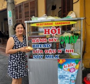 ... ready to eat  at Hoi Banh My Chay - Food Stall in Hoi An