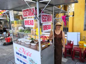 Vegan Banh Mi in Hoi An at Hoi Banh My Chay - Food Stall in Hoi An