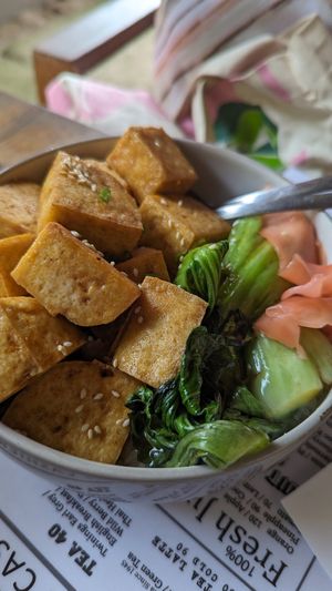 Teriyaki tofu rice bowl at Cafe Culture in Koh Tao