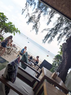 Beach view at Cafe Culture in Koh Tao
