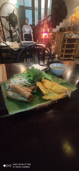 Spring rolls and Banh Xeo at Da Nang Com Chay - Duong Dinh Nghe in Da Nang