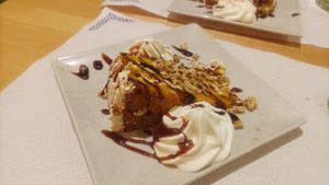 Tarta de zanahoria at La Huella Vegana in Alcala De Henares