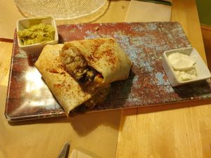 Comida riquísima y excelente trato. Repetiremos seguro at La Huella Vegana in Alcala De Henares