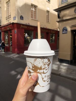 vegan milkshake   at Amorino - L'ile Saint Louis  in Paris
