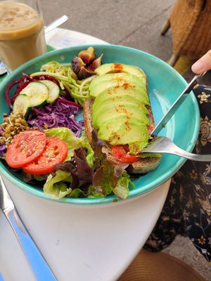 Avocado Toast vegan at Verdeteja in Mallorca