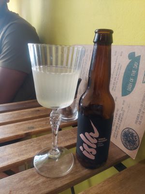 Kombucha that tastes like prosecco at Verdeteja in Mallorca