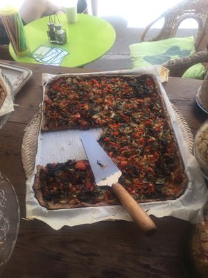 Vegan pizza at Verdeteja in Mallorca