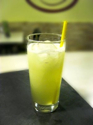 Zumo de Melón at Zona Verde in Salamanca
