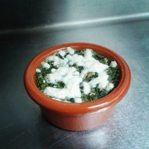 Crema de espinacas y soja con queso vegano Gratinado at Zona Verde in Salamanca