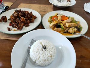 Luo Han Cai & Kung Pao at Mai3 Veggie Kitchen - Raya Tuban in Kuta
