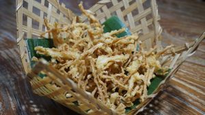 CRISPY ENOKI at Mai3 Veggie Kitchen - Raya Tuban in Kuta