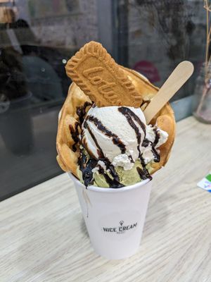 Oh wow at Nice Cream in Taipei
